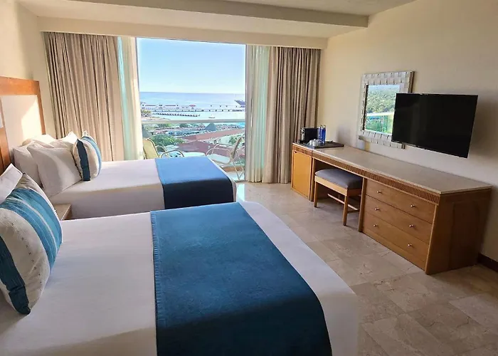 Grand Park Royal Resort
