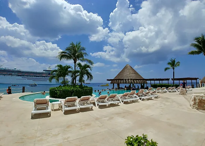 Grand Park Royal 5*