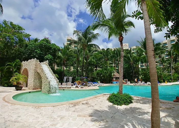 Resort Grand Park Royal